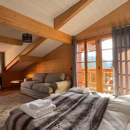 Canta Casalis By Villars Luxury Apartment